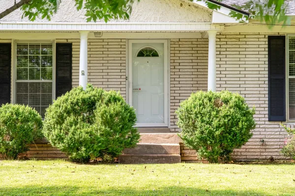 $1,920 | 1177 Peninsula Drive, Gallatin, TN 37066