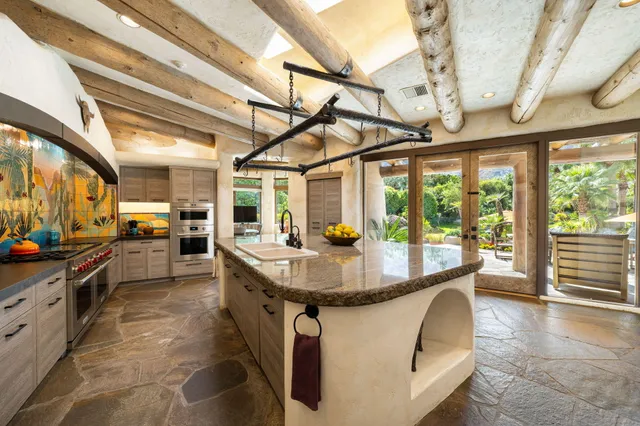 $10,995,000 | 475 South Vía Las Palmas, Palm Springs, CA 92262