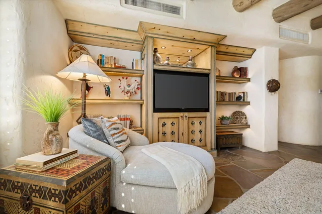 $10,995,000 | 475 South Vía Las Palmas, Palm Springs, CA 92262