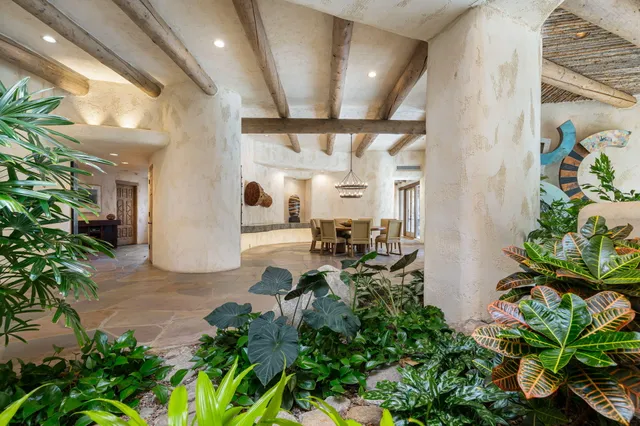 $10,995,000 | 475 South Vía Las Palmas, Palm Springs, CA 92262