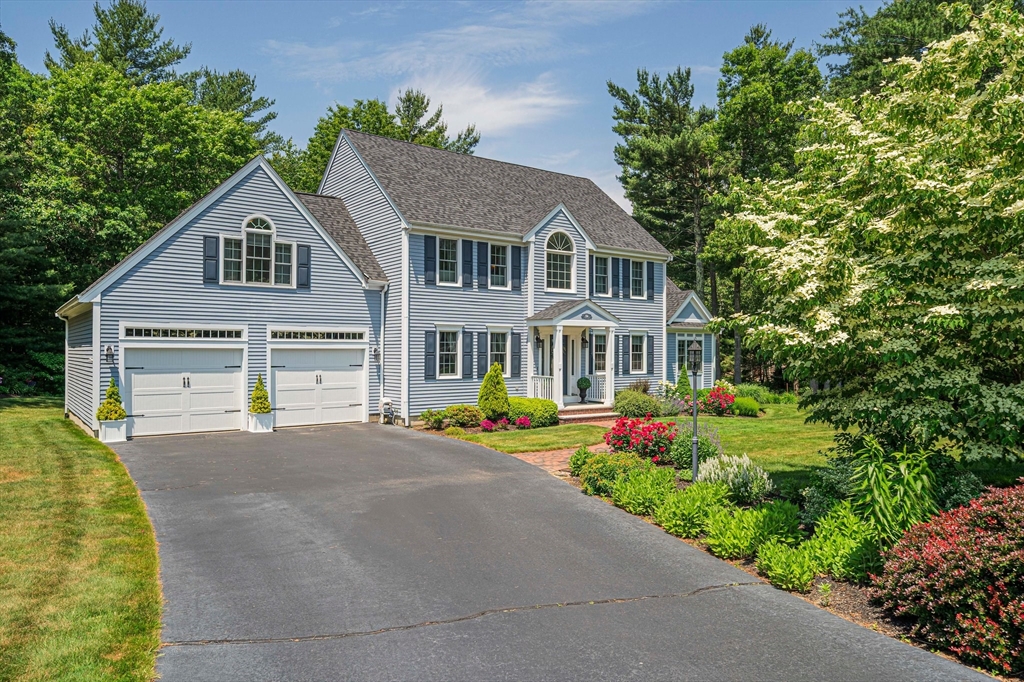 136 Wolf Pond Road Kingston, MA 02364 - Photo 2 of 42 Gallery Image 2
