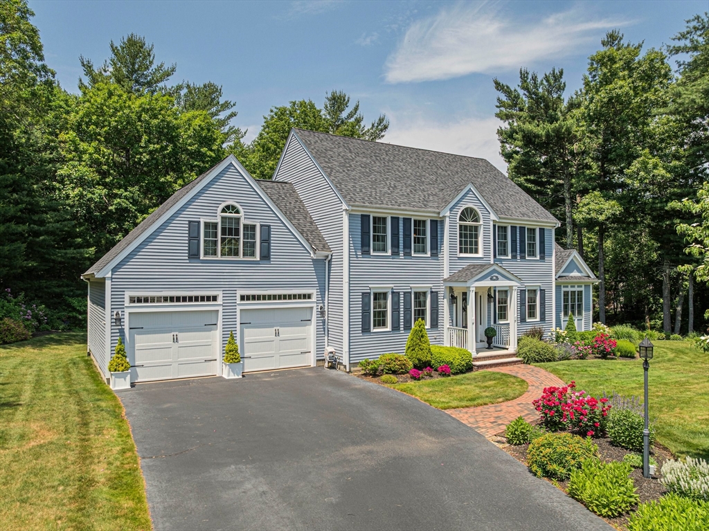 136 Wolf Pond Road Kingston, MA 02364 - Photo 3 of 42 Gallery Image 3