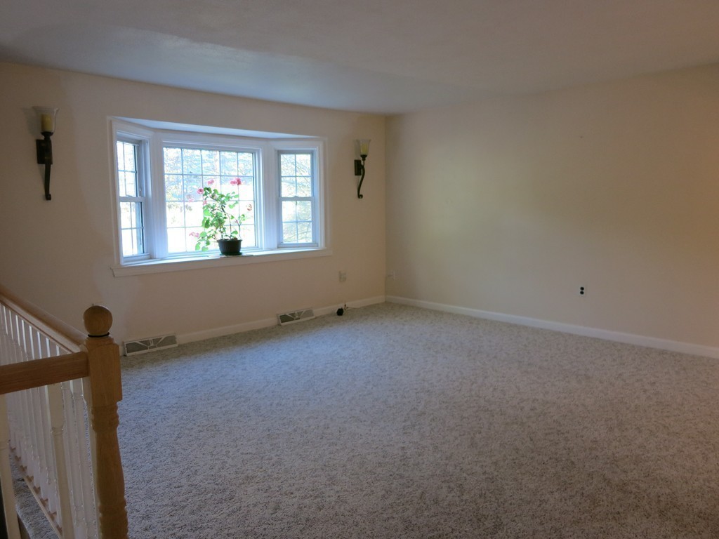 253 Salem Road Billerica, MA 01821 - Photo 3 of 18