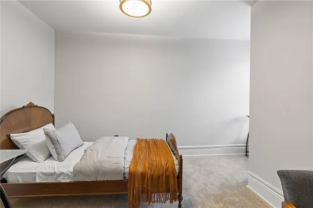 $2,750 | 42 Lake Street, Le Roy, NY 14482