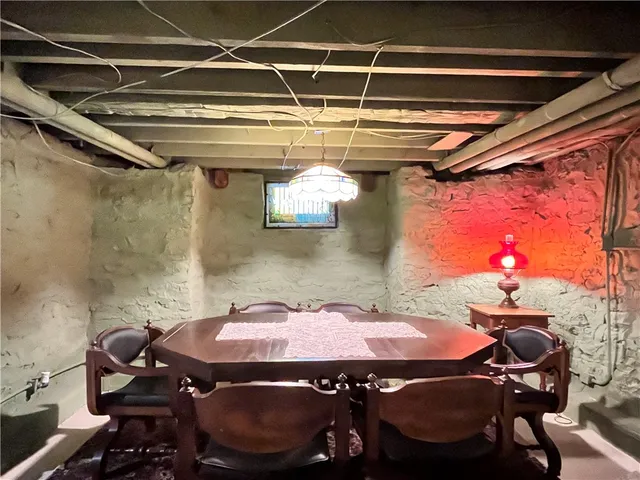 $2,750 | 42 Lake Street, Le Roy, NY 14482