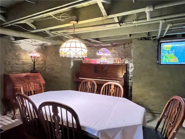 $2,750 | 42 Lake Street, Le Roy, NY 14482