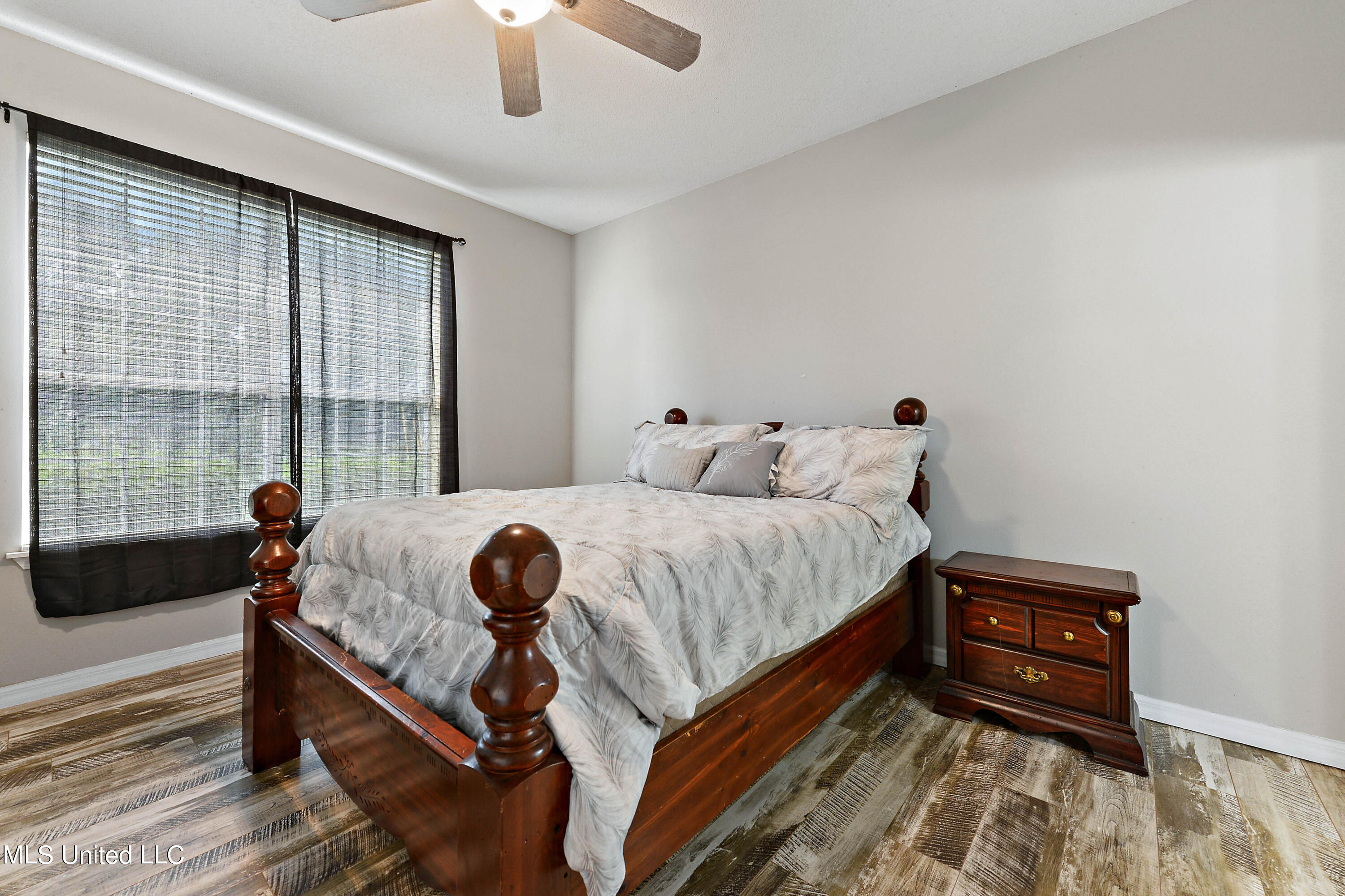 7832 Hilo Place Diamondhead, MS 39525 - Photo 12 of 24 012