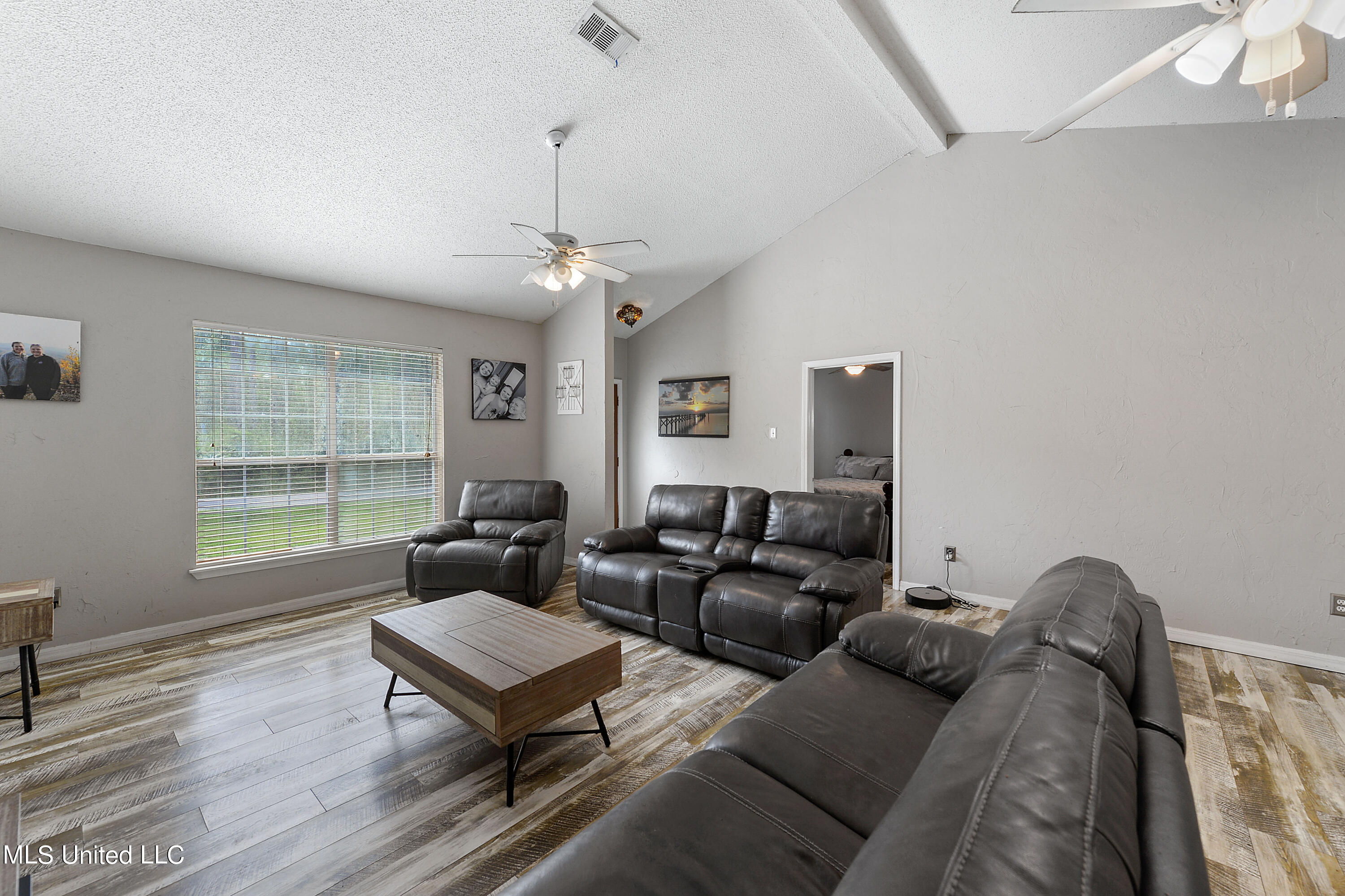 7832 Hilo Place Diamondhead, MS 39525 - Photo 8 of 24 006