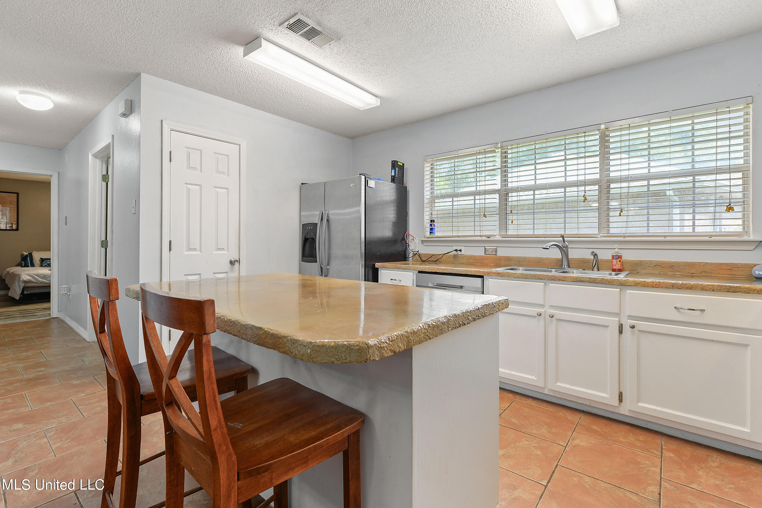 7832 Hilo Place Diamondhead, MS 39525 - Photo 9 of 24 008