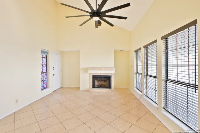 $89,900 | 6100 Woodlake Parkway, Unit 706, San Antonio, TX 78244