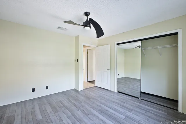 $89,900 | 6100 Woodlake Parkway, Unit 706, San Antonio, TX 78244