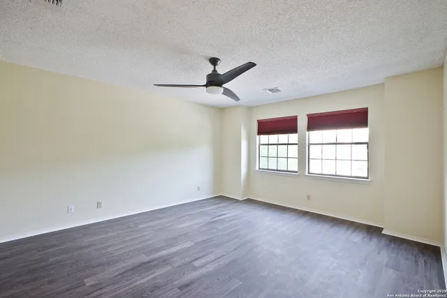 $89,900 | 6100 Woodlake Parkway, Unit 706, San Antonio, TX 78244