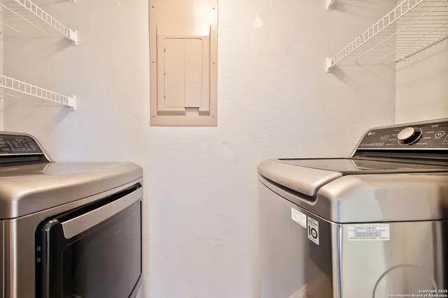 $89,900 | 6100 Woodlake Parkway, Unit 706, San Antonio, TX 78244