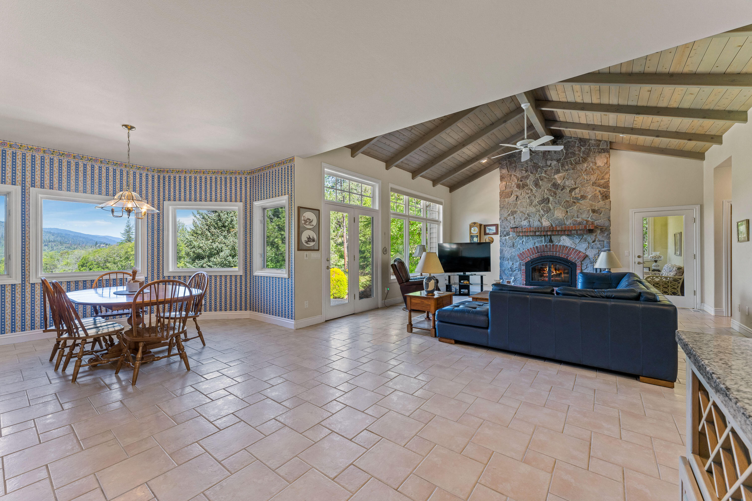 3396 Foots Creek Road Gold Hill, OR 97525 - Photo 12 of 92 41-A_INT (2 of 9)