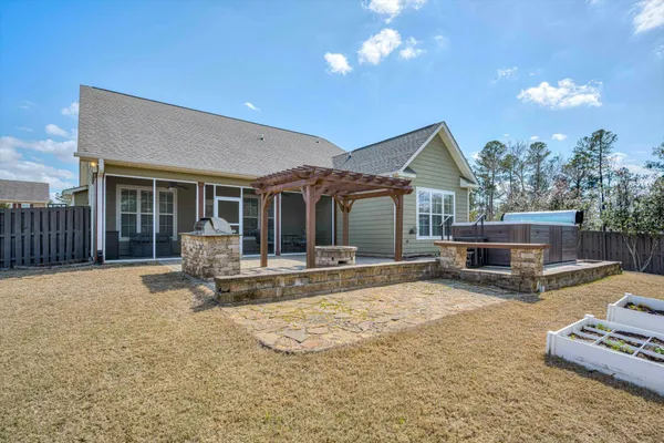 $575,000 | 810 Glencoe Way, Evans, GA 30809