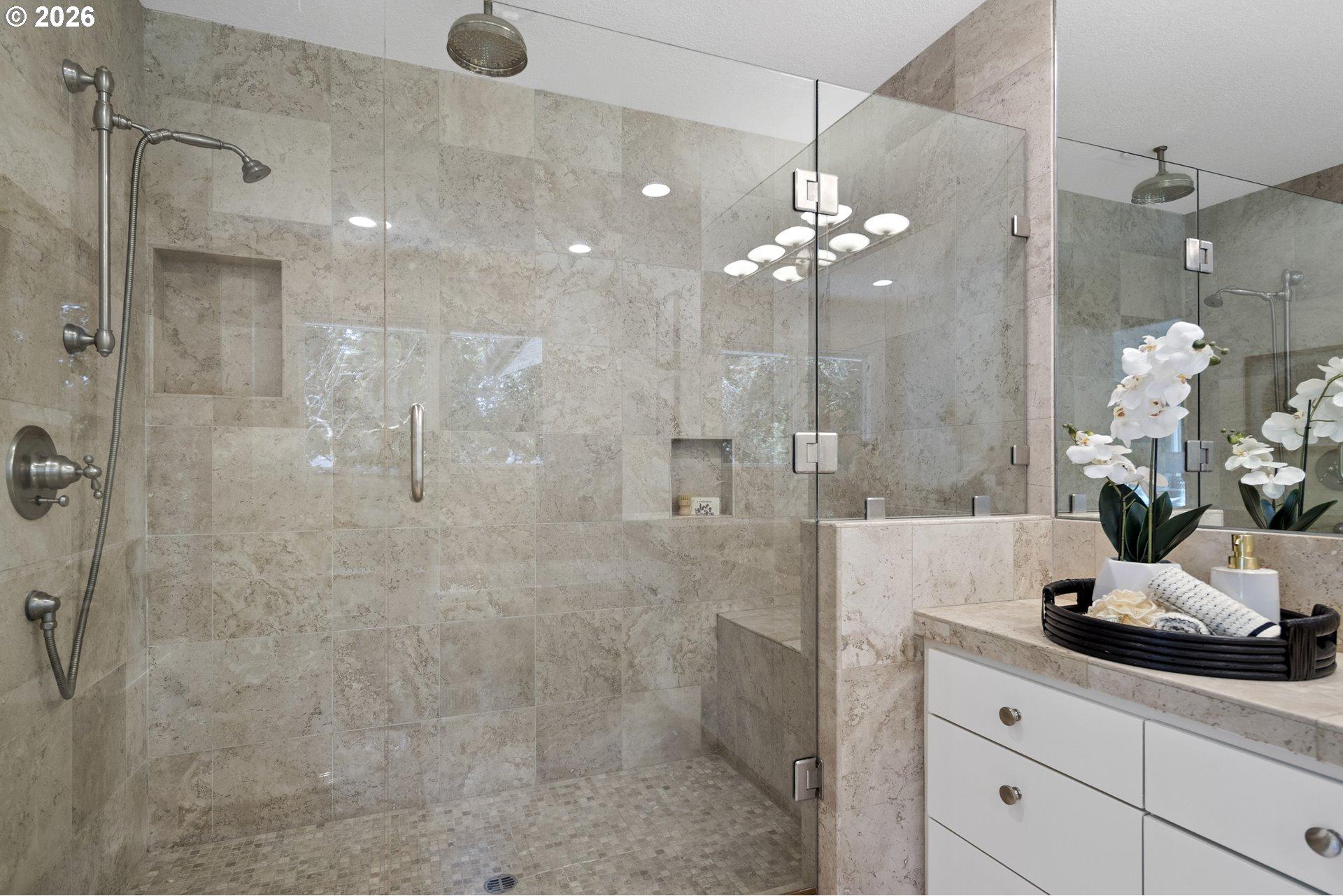 2710 Southwest Maple Lane Portland, OR 97225 - Photo 28 of 45 Gallery Image 28