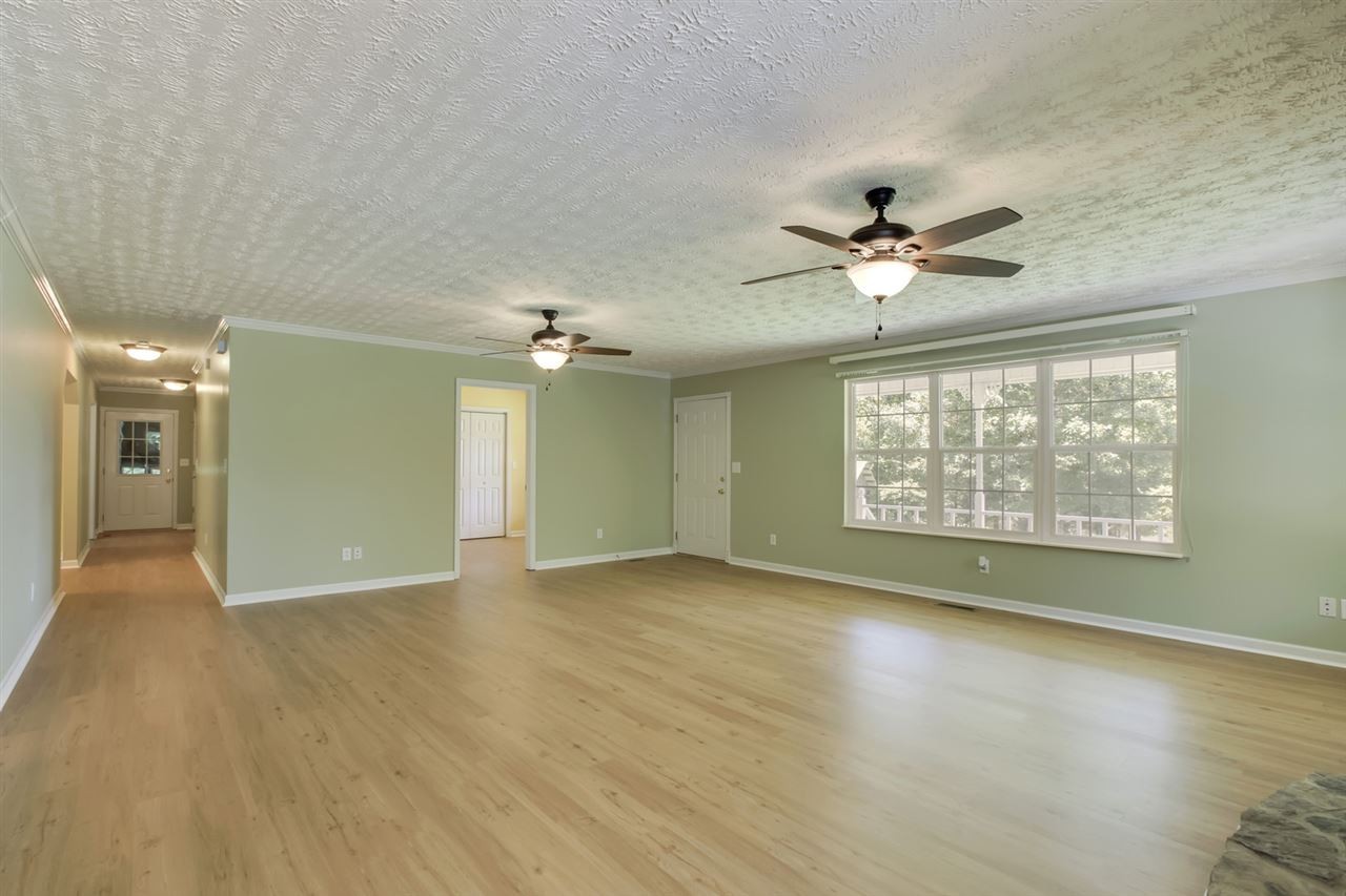 2700 Armstrong Ferry Road Decatur, TN 37322 - Photo 6 of 48 Gallery Image 6