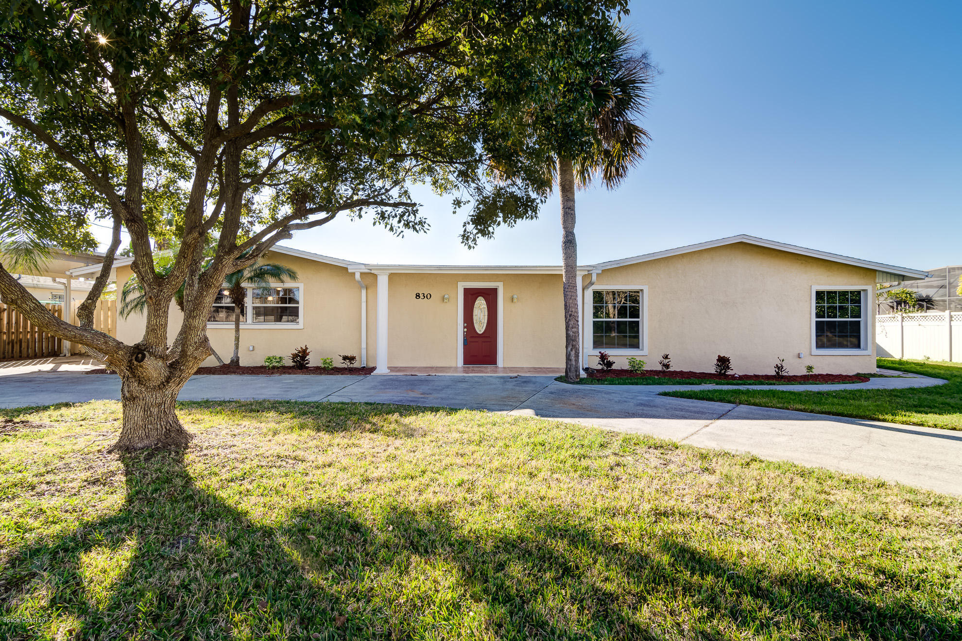 830 Heron Road Cocoa, FL 32926 - Photo 2 of 26 830 Heron-15
