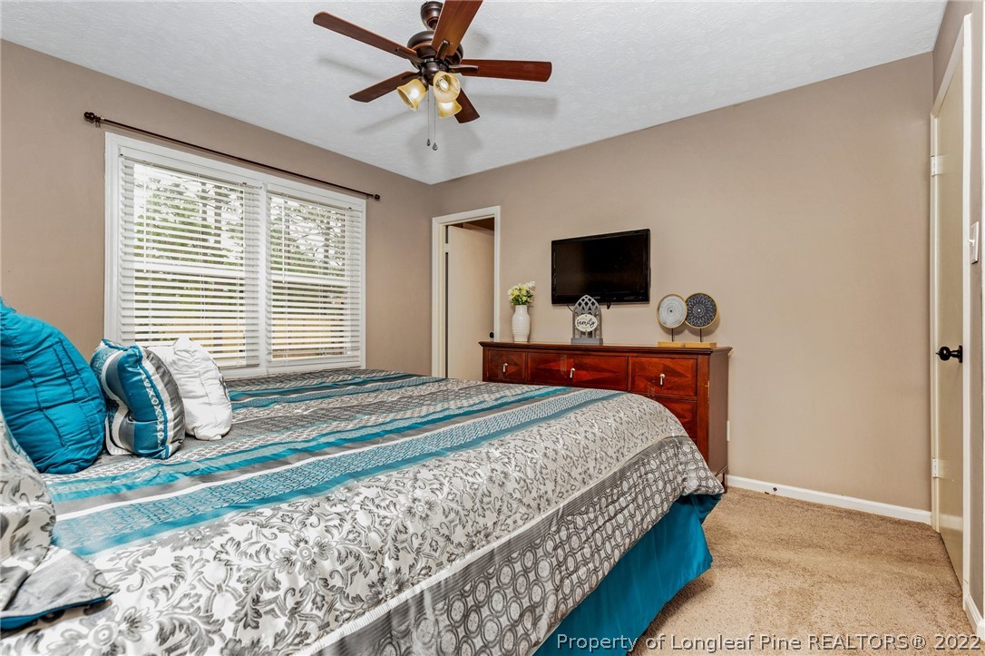 5842 Hunting Ridge Road Hope Mills, NC 28348 - Photo 17 of 29 Gallery Image 17