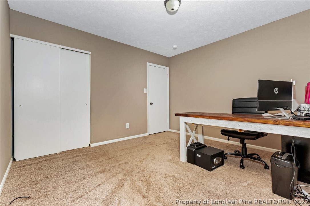 5842 Hunting Ridge Road Hope Mills, NC 28348 - Photo 20 of 29 Gallery Image 20