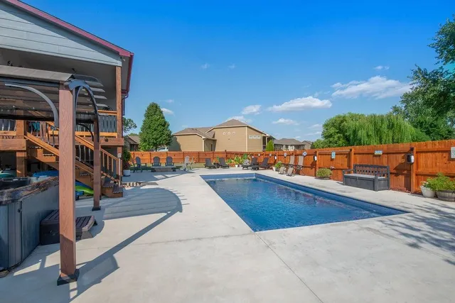 $449,900 | 2905 Sunflower Drive, Derby, KS 67037