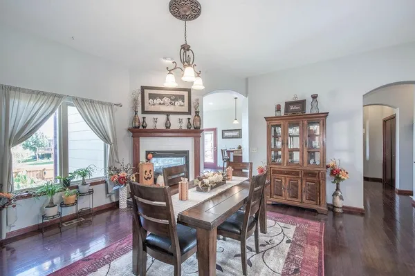 $449,900 | 2905 Sunflower Drive, Derby, KS 67037