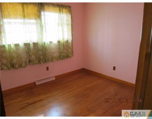 336 Ridgeley Street Perth Amboy, NJ 08861 - Photo 7 of 12