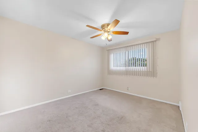 $344,000 | 1330 South Mallard Lane, Mount Prospect, IL 60056