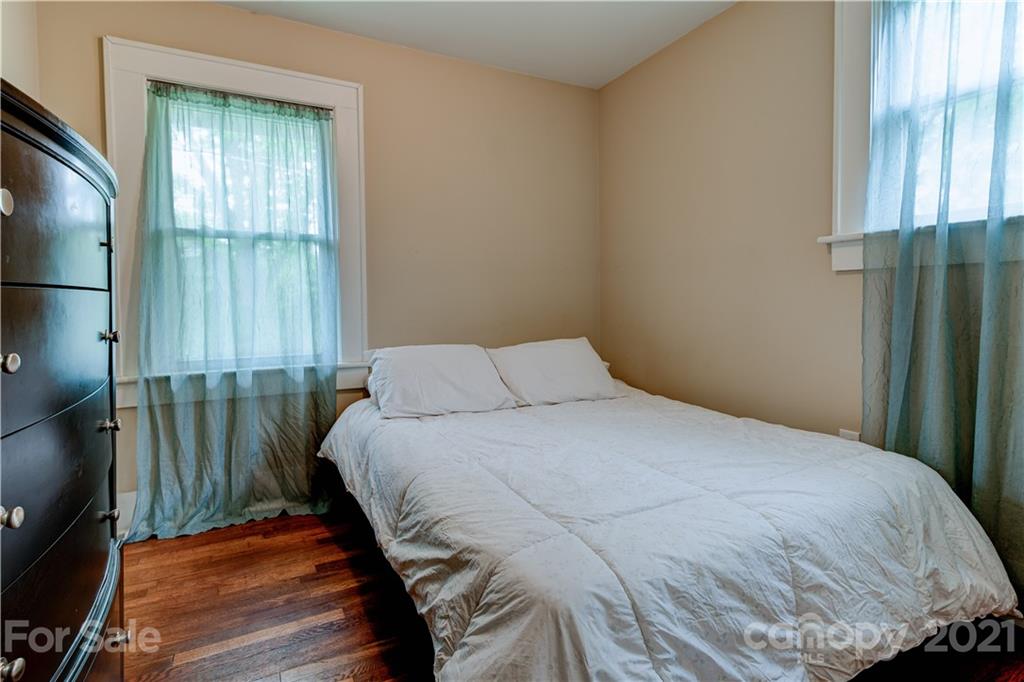 52 Valley View Road Asheville, NC 28803 - Photo 14 of 21 Gallery Image 14