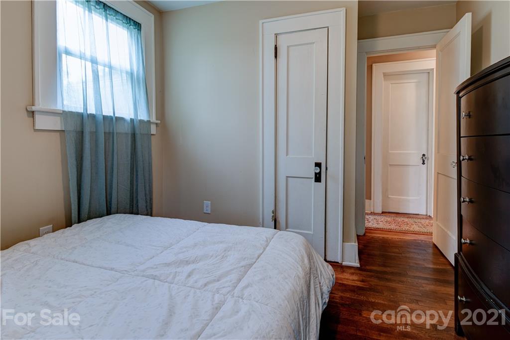 52 Valley View Road Asheville, NC 28803 - Photo 15 of 21 Gallery Image 15
