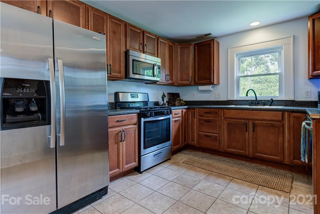 52 Valley View Road Asheville, NC 28803 - Photo 6 of 21 Gallery Image 6