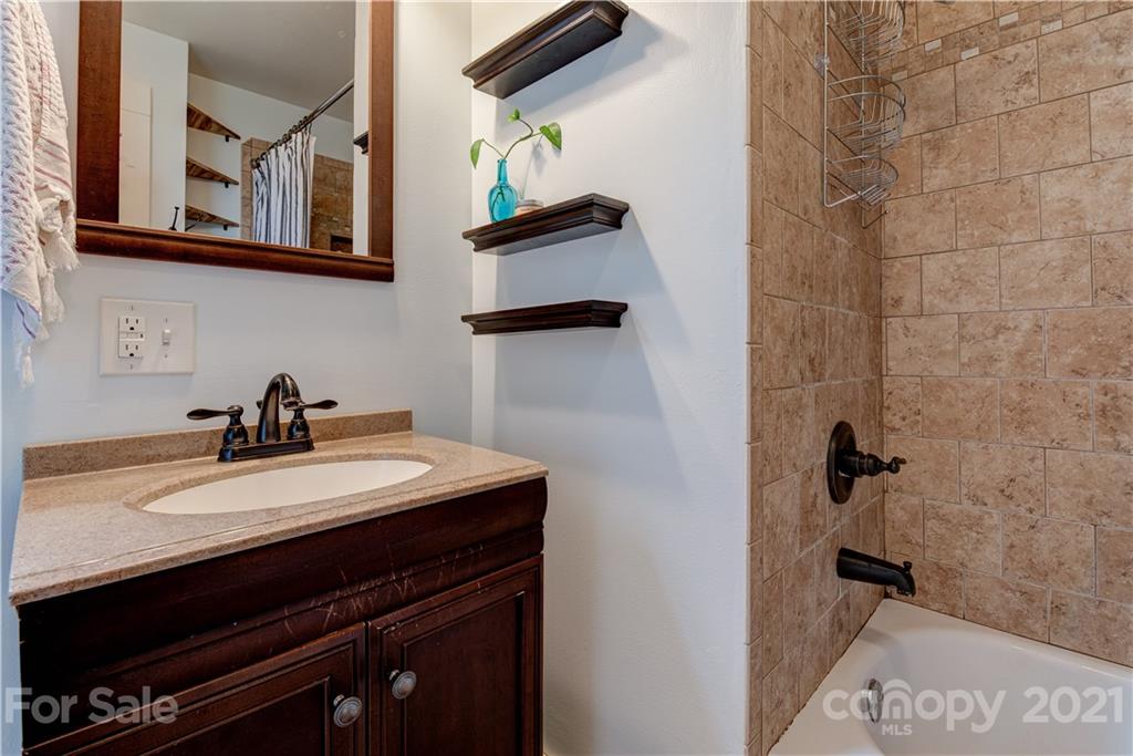 52 Valley View Road Asheville, NC 28803 - Photo 10 of 21 Gallery Image 10