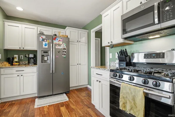 $384,900 | 20072 Amethyst Drive, Goshen, IN 46528