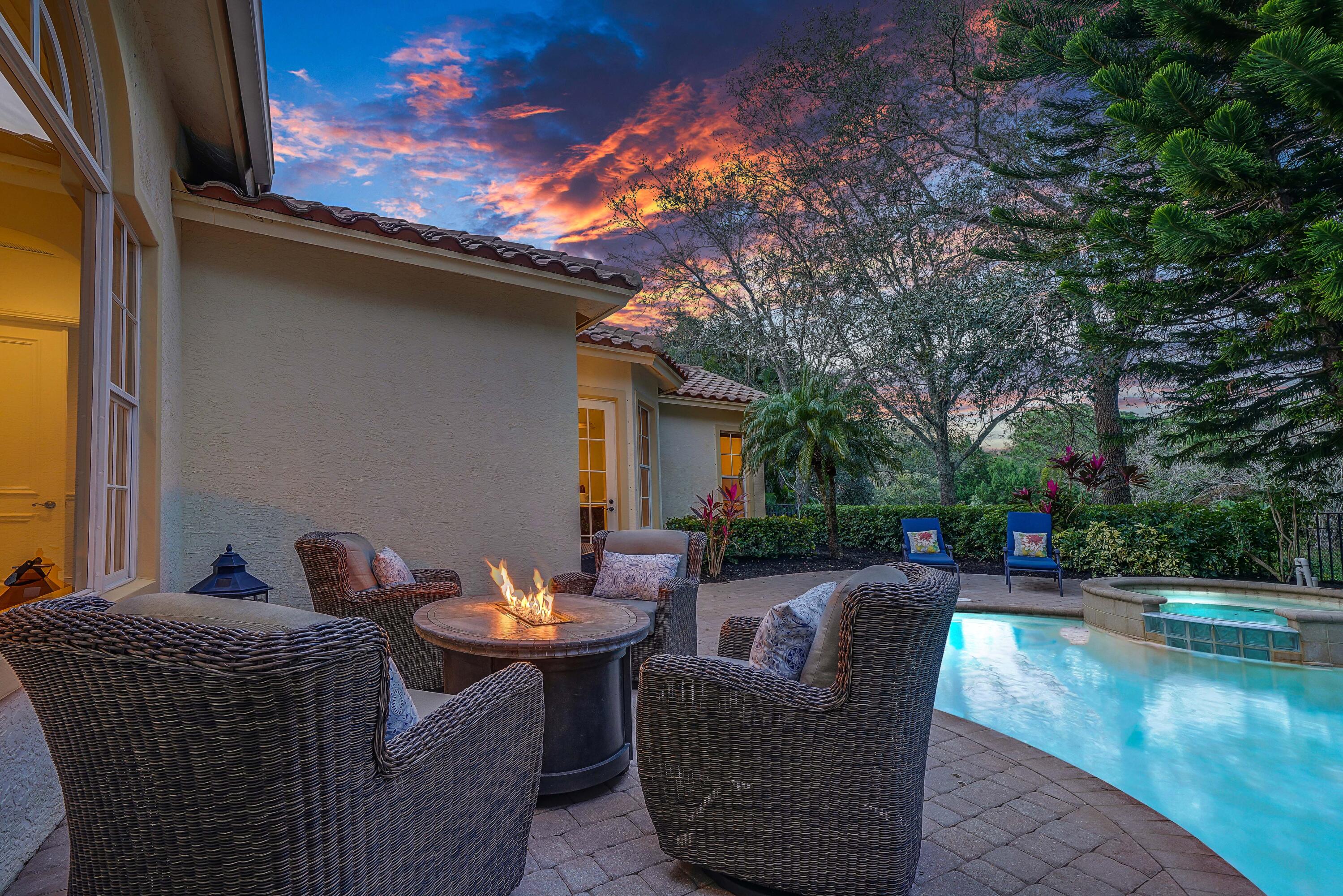 110 Villa Bella Jupiter, FL 33458 - Photo 61 of 79 71_Twilight_5