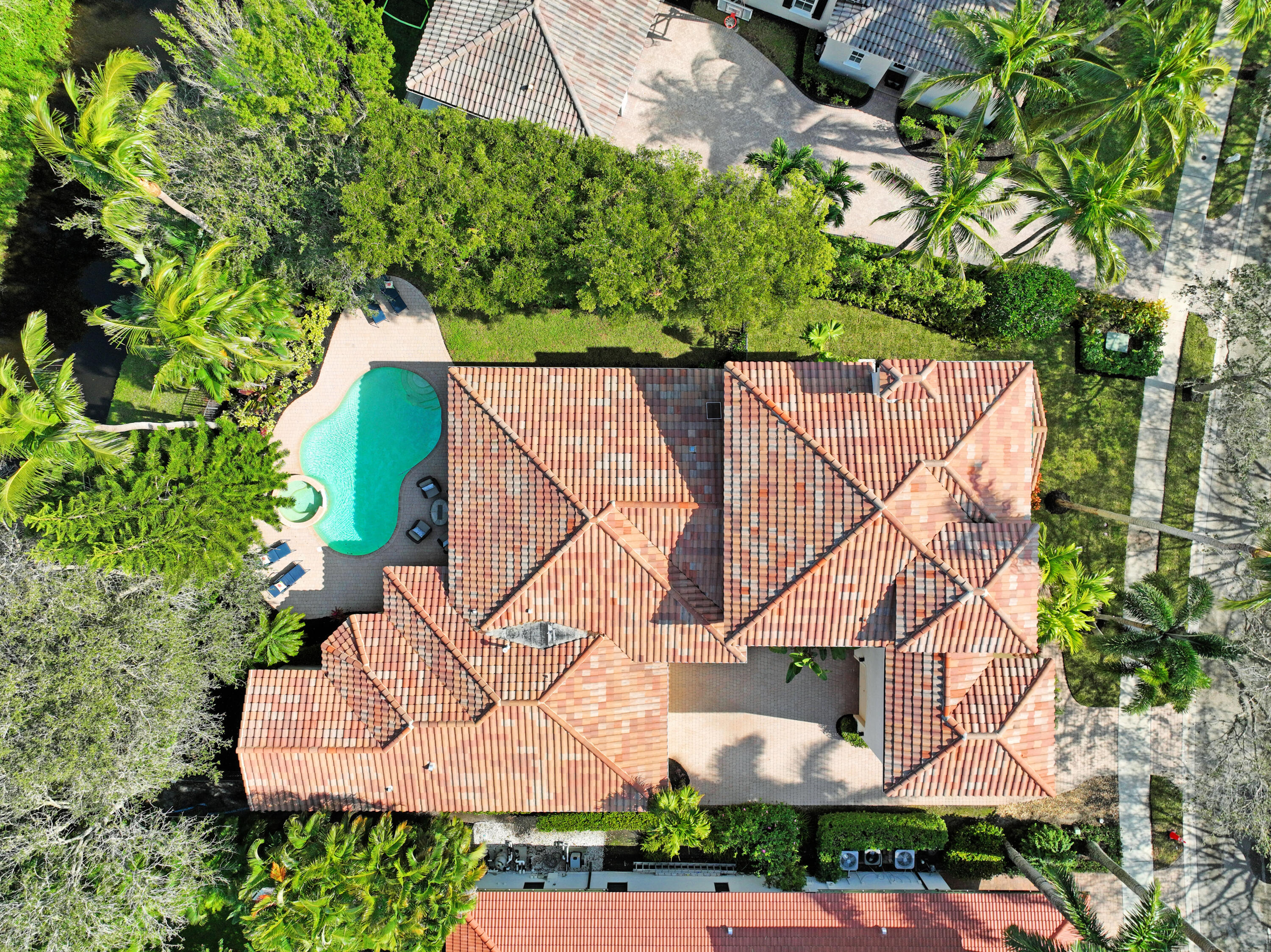 110 Villa Bella Jupiter, FL 33458 - Photo 77 of 79 04_aerial_4