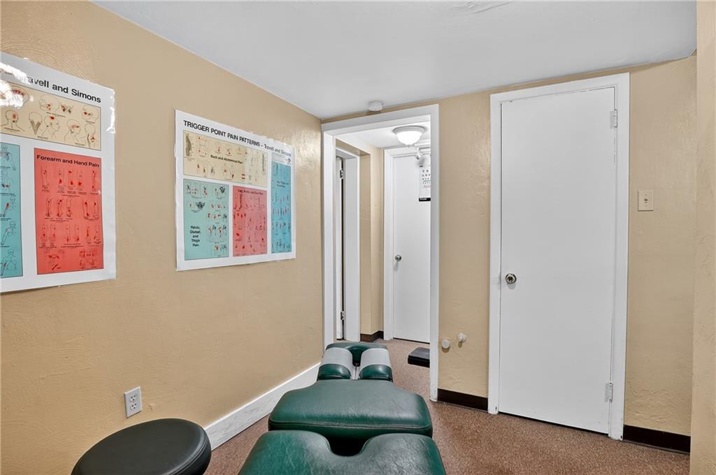 718 West Ingomar Road Pittsburgh, PA 15237 - Photo 32 of 40 a view of a livingroom with furniture and windows