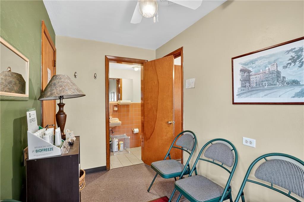 718 West Ingomar Road Pittsburgh, PA 15237 - Photo 35 of 40