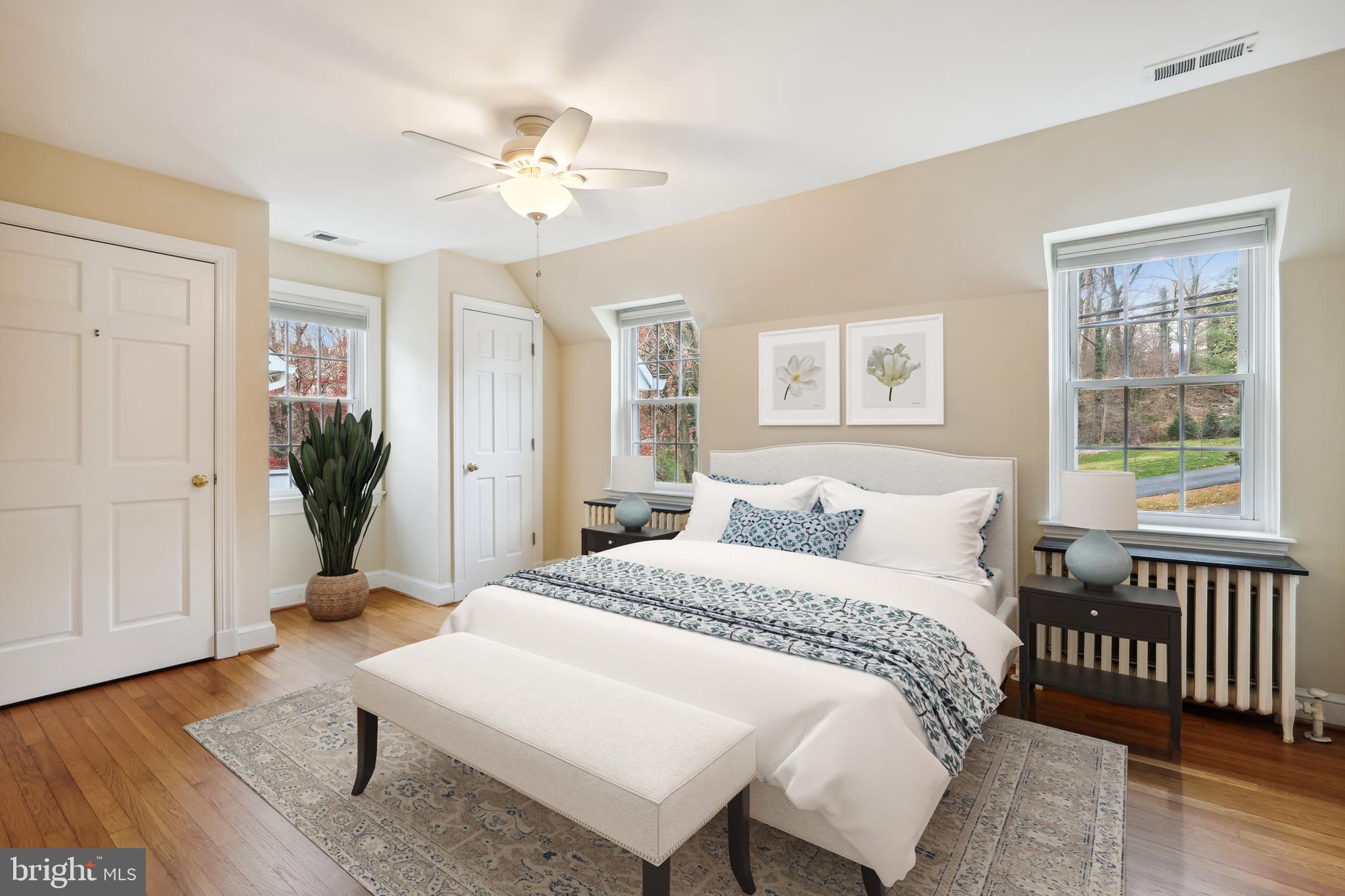 2209 Russell Road Alexandria, VA 22301 - Photo 19 of 48 Primary Bedroom - virtually staged