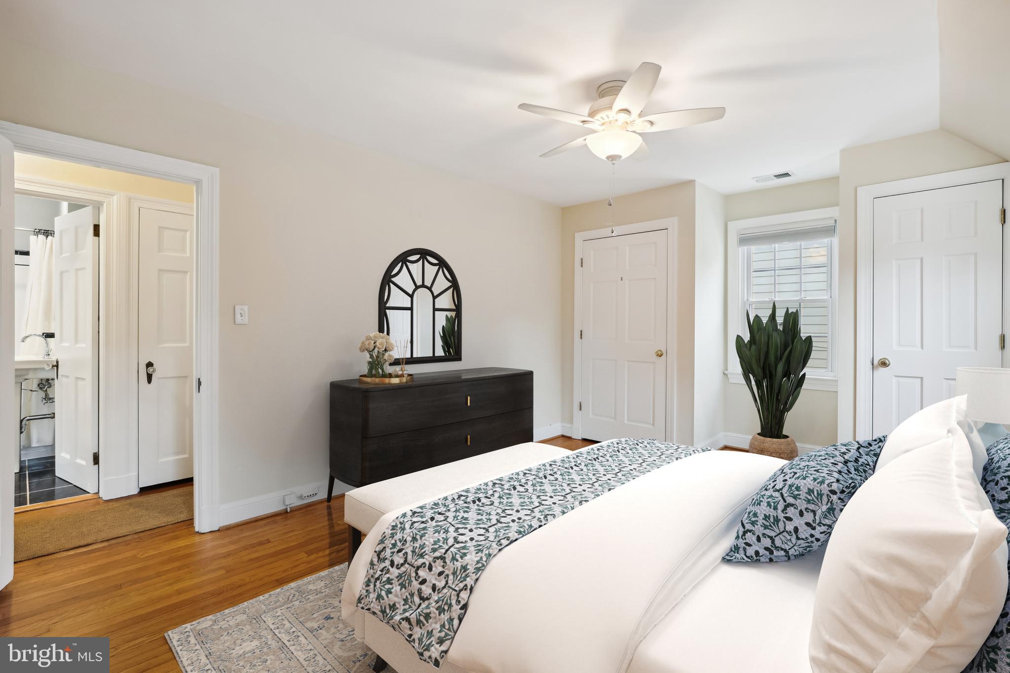 2209 Russell Road Alexandria, VA 22301 - Photo 21 of 48 Primary Bedroom - virtually staged