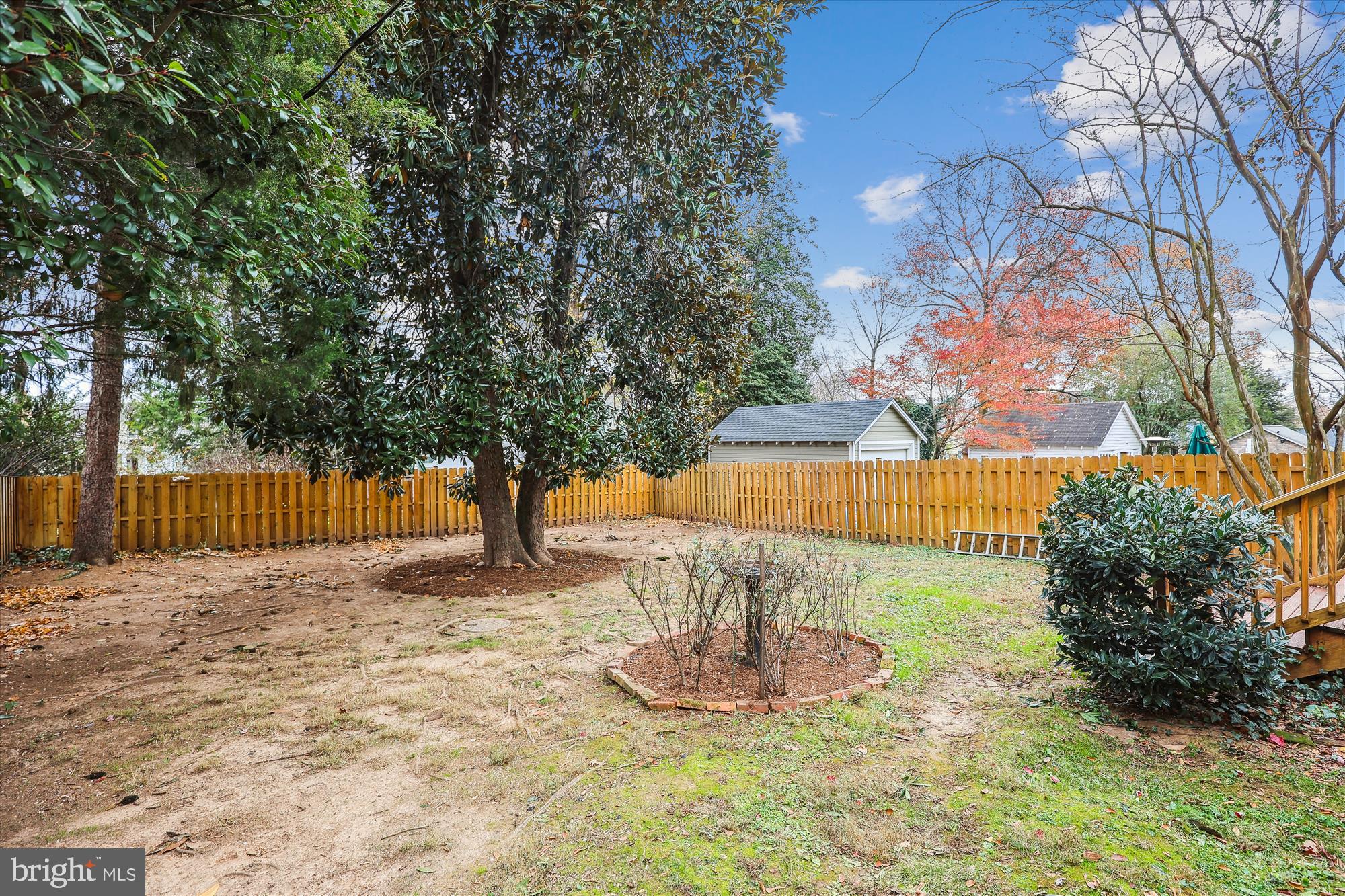 2209 Russell Road Alexandria, VA 22301 - Photo 32 of 48 Large fenced yard
