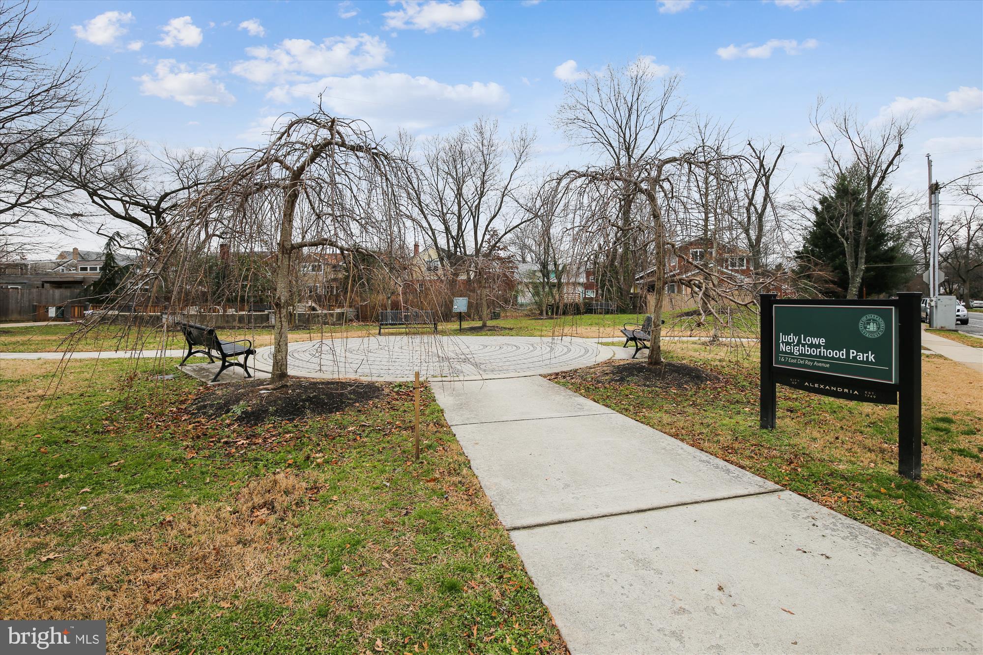 2209 Russell Road Alexandria, VA 22301 - Photo 38 of 48 Judy Lowe Park