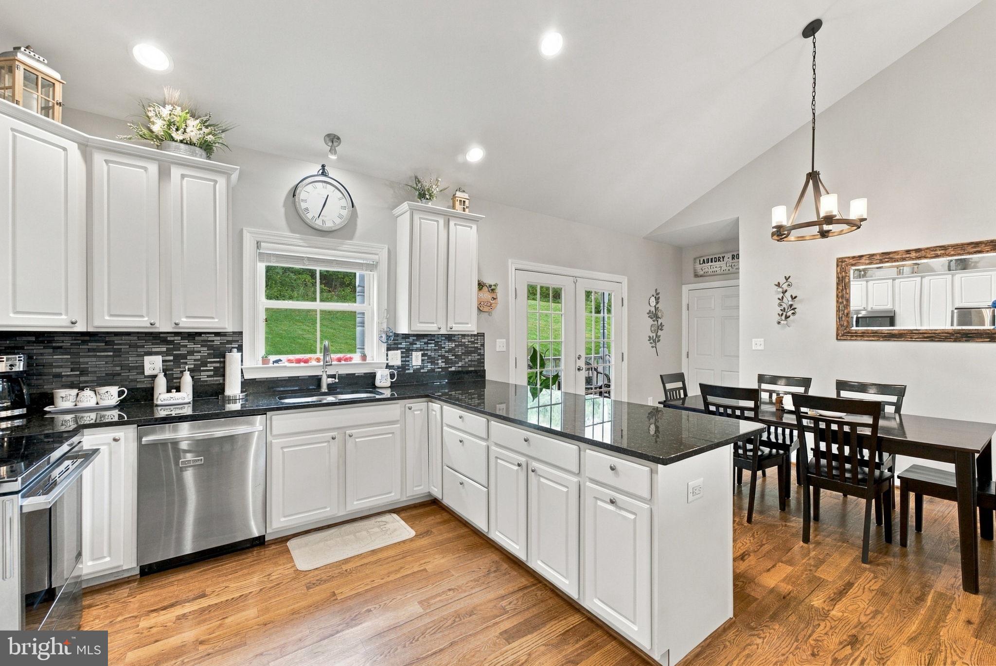 9813 Crest Hill Road Marshall, VA 20115 - Photo 19 of 113 Gallery Image 19