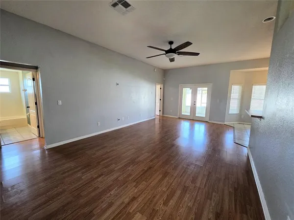 $2,700 | 736 Hurley Drive, Winter Garden, FL 34787