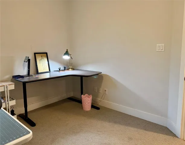 a view of workspace with furniture