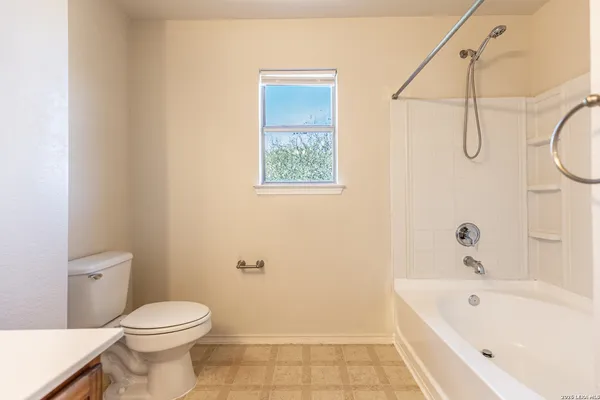$1,600 | 6615 Old Theater Road, San Antonio, TX 78242