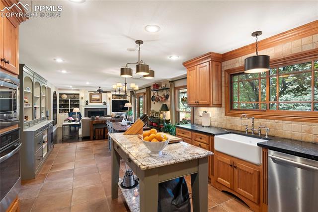 4 Springdowns Way Colorado Springs, CO 80906 - Photo 22 of 50 Gallery Image 22
