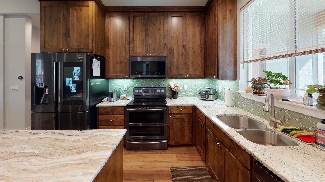 16141 Dyke Road La Pine, OR 97739 - Photo 9 of 25 Untitled-Kitchen(1)