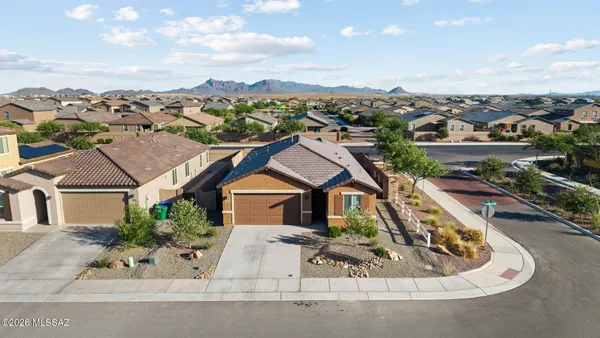 $425,000 | 10563 West Walker Brown Drive, Marana, AZ 85653