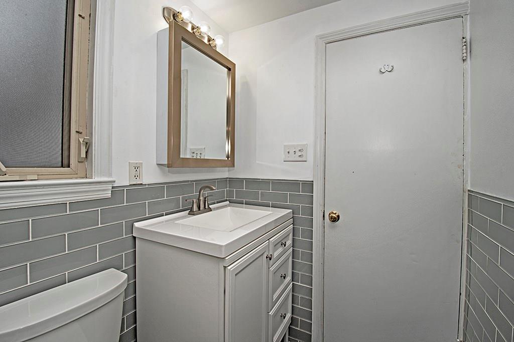 1167 Lapish Road Pittsburgh, PA 15212 - Photo 10 of 22