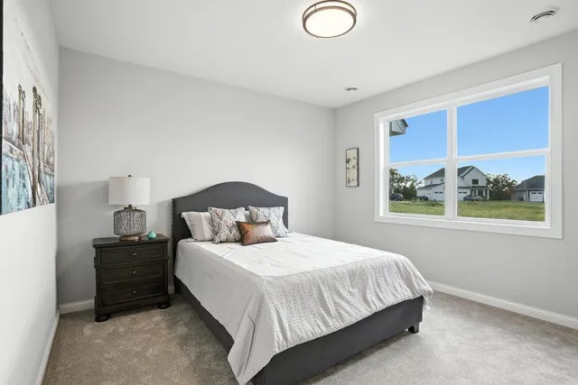 $629,899 | 27221 Pete's Hl Trail, Elko New Market, MN 55020